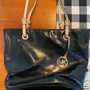 Michael kors tote